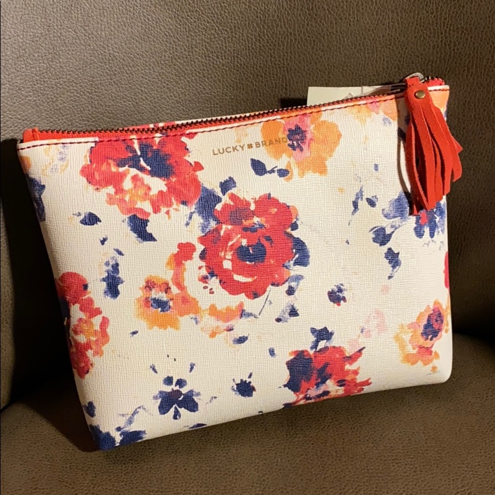 NWT LUCKY BRAND cosmetic pouch